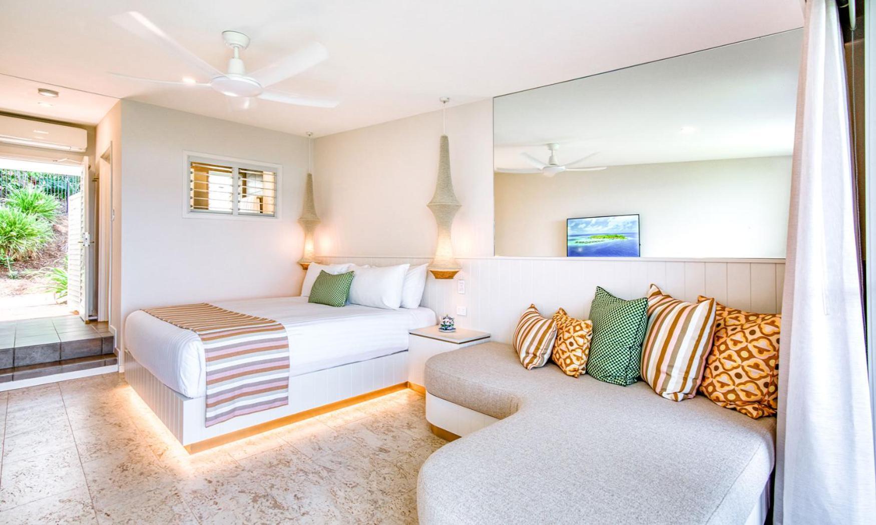 The Elandra Hotel 5*